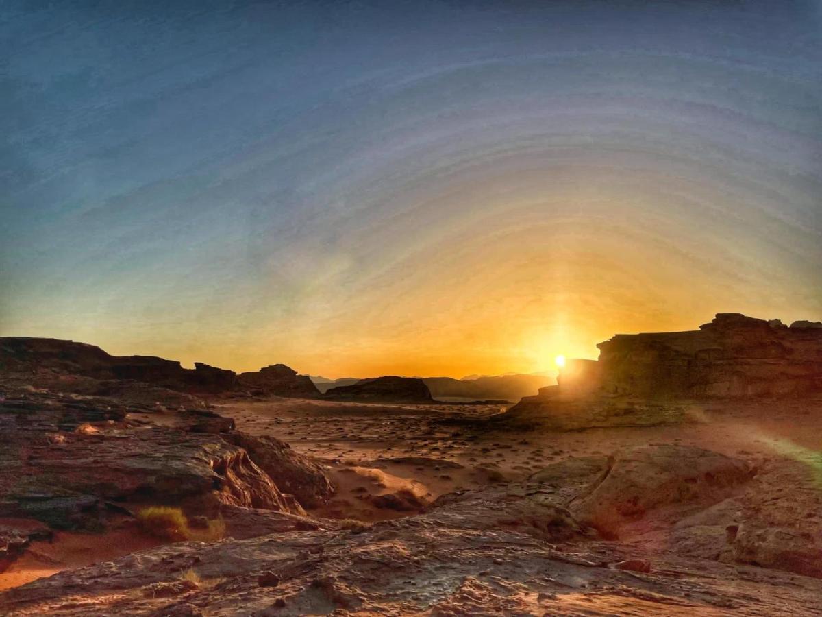 Wadi Rum Bedouin Tour With A Camp Kültér fotó