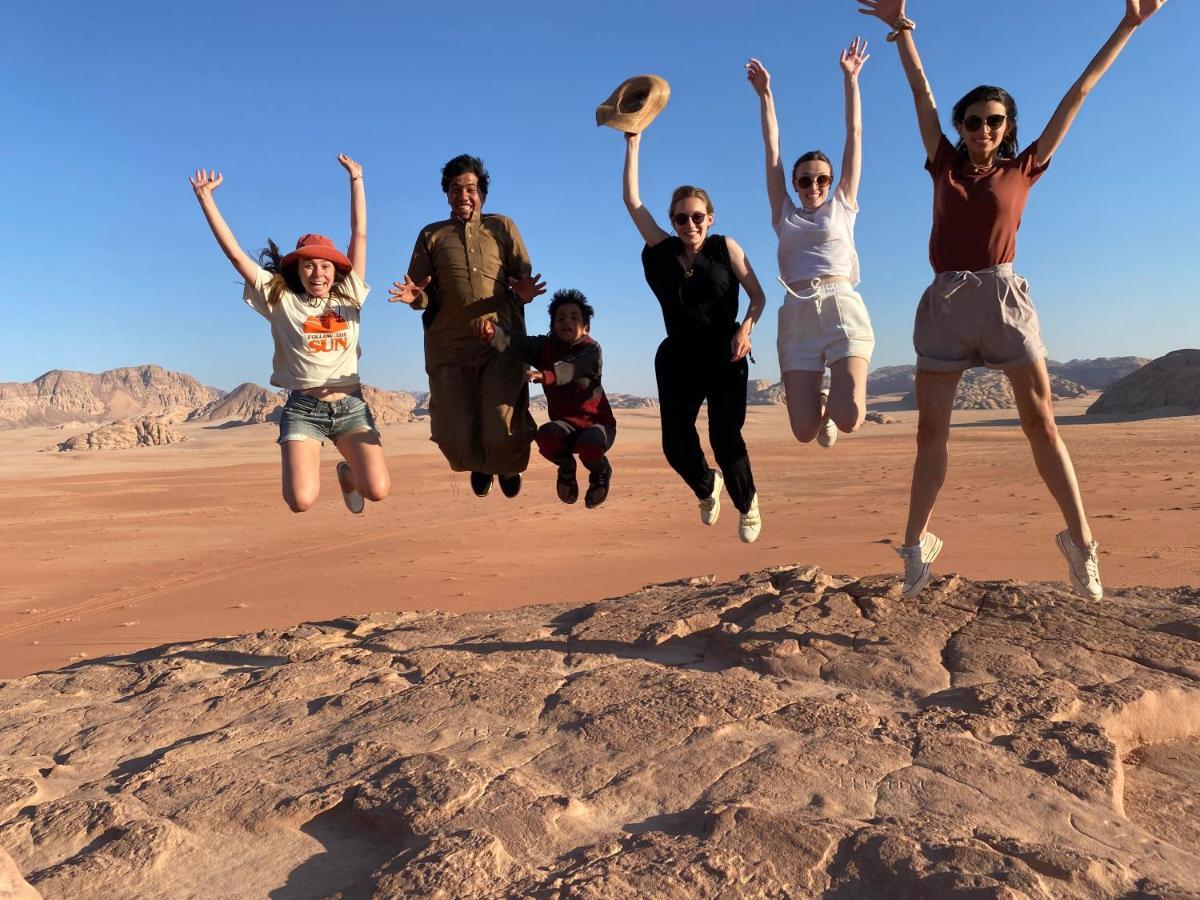 Wadi Rum Bedouin Tour With A Camp Kültér fotó