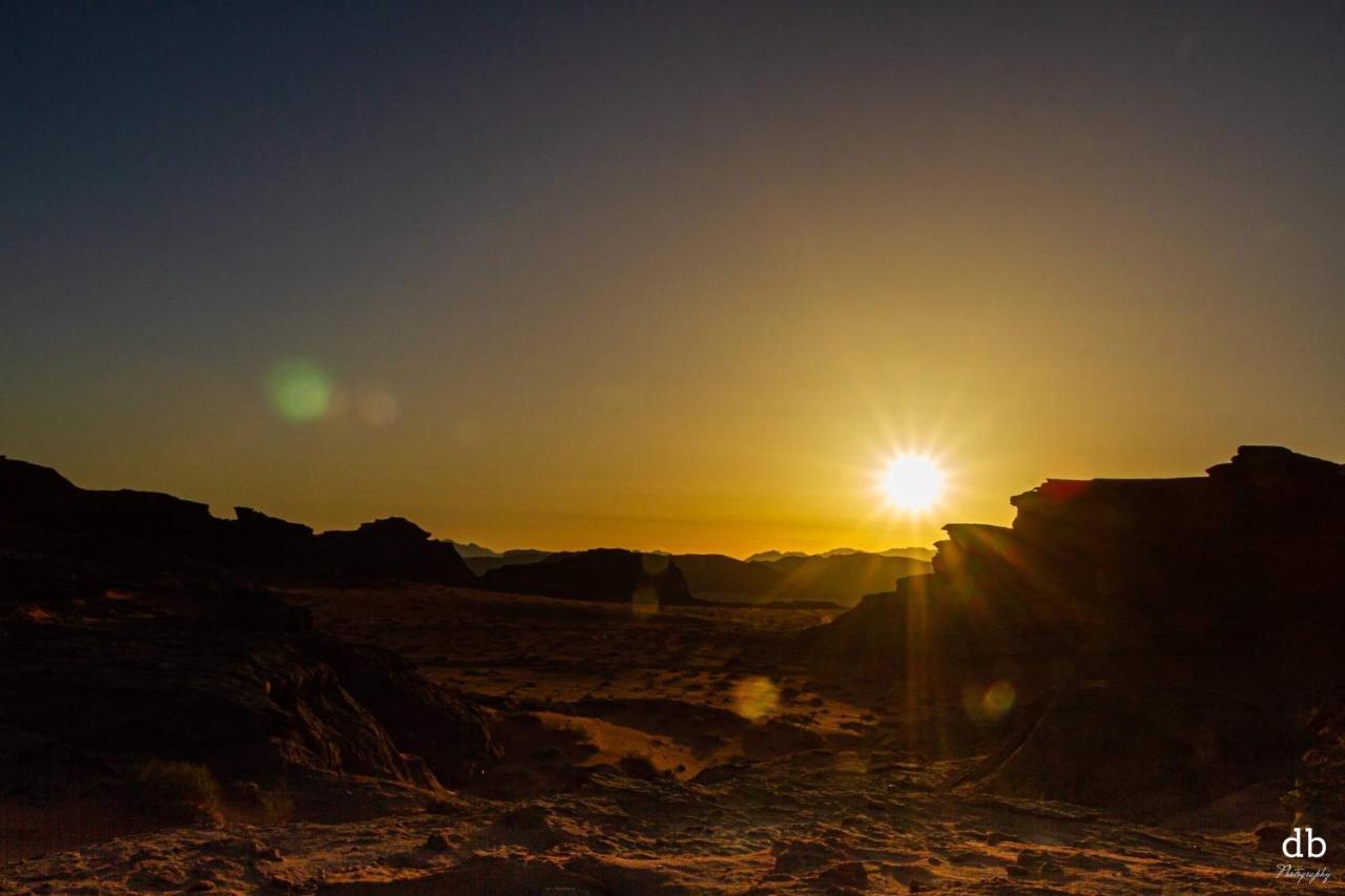 Wadi Rum Bedouin Tour With A Camp Kültér fotó