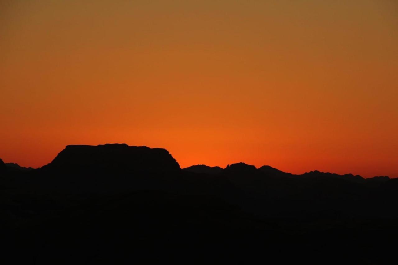 Wadi Rum Bedouin Tour With A Camp Kültér fotó