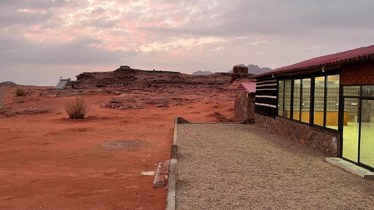 Wadi Rum Bedouin Tour With A Camp Kültér fotó