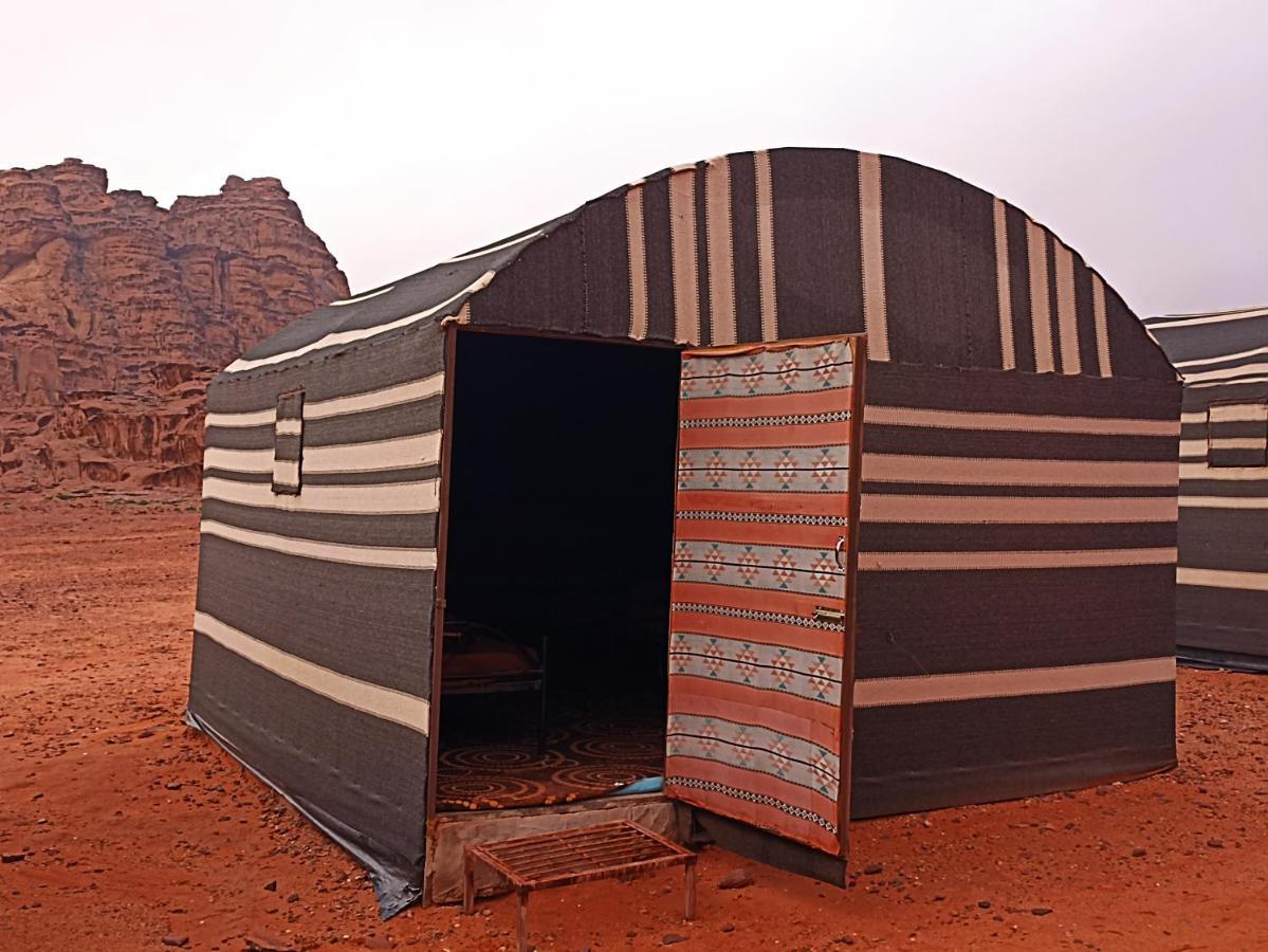 Wadi Rum Bedouin Tour With A Camp Kültér fotó
